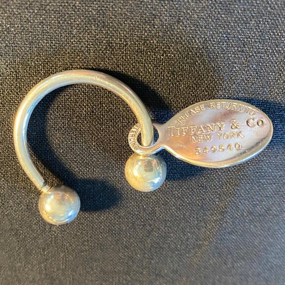 Authentic New "RETURN TO TIFFANY" Screwball Key Ring Sterling Silver Pouch - Picture 3 of 5